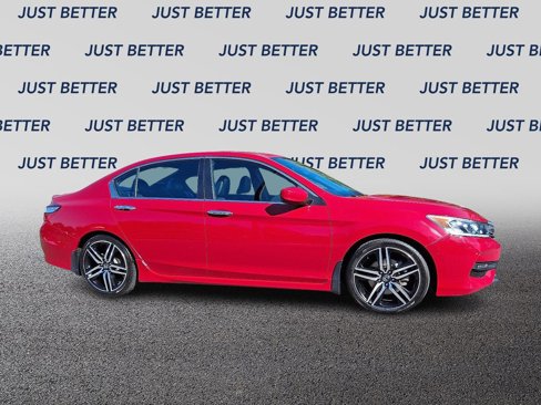 Used 2017 Honda Accord Sport image 7