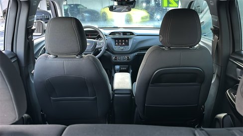 Used 2021 Chevrolet TrailBlazer LS image 29