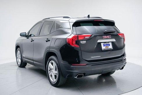 Used 2018 GMC Terrain SLE w/ Driver Convenience Package image 3