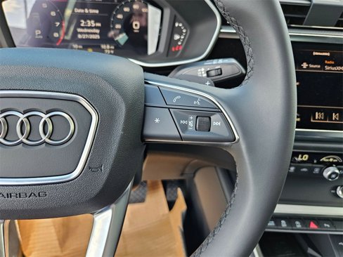 New 2025 Audi Q3 2.0T Premium image 12