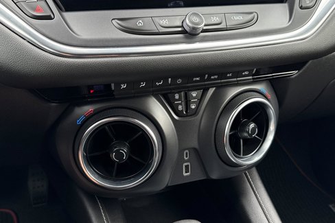 Used 2023 Chevrolet Blazer LT image 23