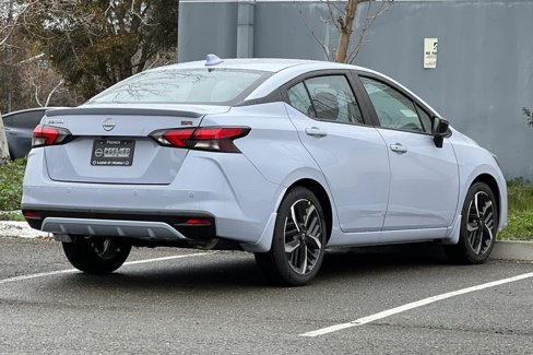 New 2025 Nissan Versa SR w/ Trunk Package image 4