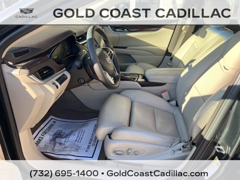 Used 2013 Cadillac XTS Premium image 14
