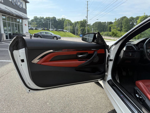 Used 2016 BMW M4 Coupe image 20