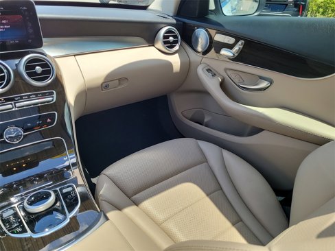 Used 2021 Mercedes-Benz C 300 Sedan w/ Premium Package image 12