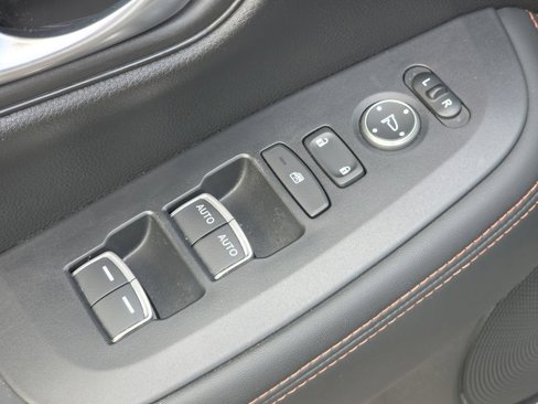 Used 2023 Honda HR-V Sport image 19