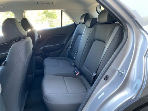 New 2025 Hyundai Venue SE image 25