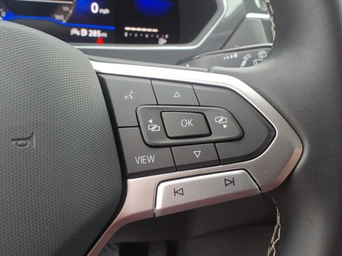 Certified 2022 Volkswagen Tiguan SE image 21