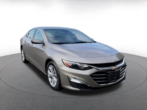 Used 2023 Chevrolet Malibu LT w/ Driver Confidence Package image 3