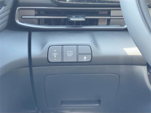 New 2025 Hyundai Elantra SEL image 10