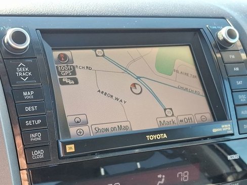 Used 2010 Toyota Tundra Limited image 19