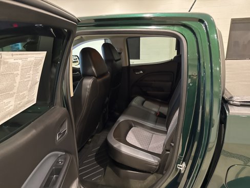 Used 2015 Chevrolet Colorado Z71 image 17