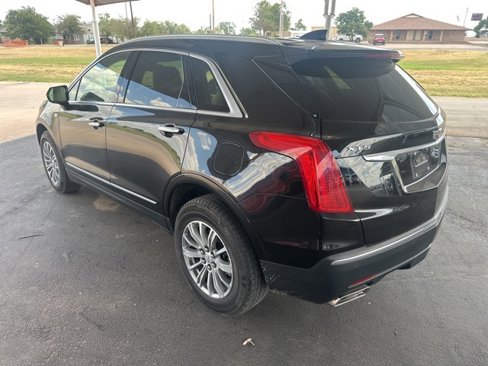 Used 2018 Cadillac XT5 Luxury w/ Driver Awareness Package image 5
