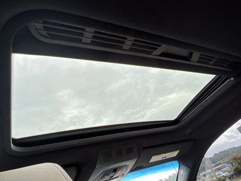Used 2018 BMW X4 M40i image 24