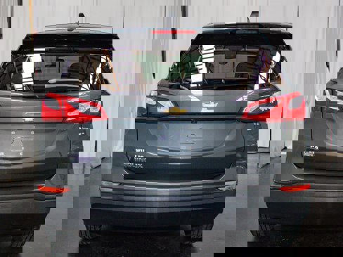 Used 2019 Chevrolet Equinox LS w/ LS Convenience Package image 3