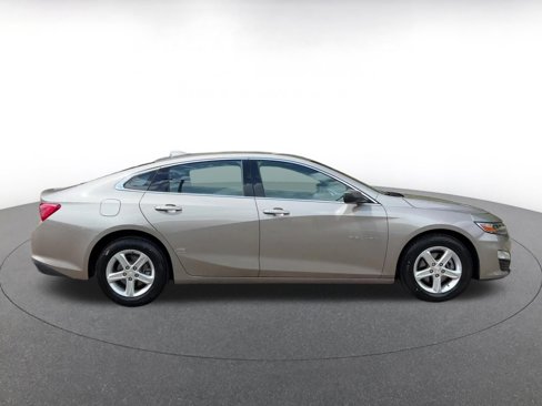 Used 2023 Chevrolet Malibu LT w/ Driver Confidence Package image 18