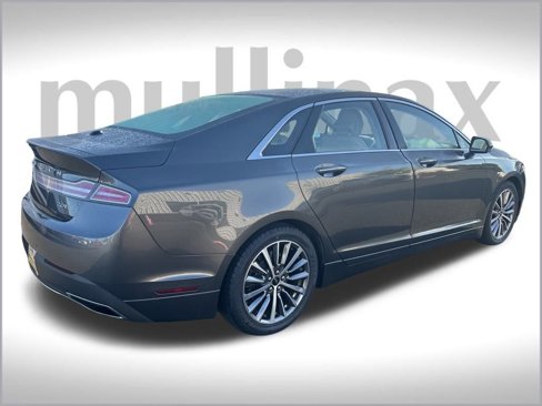 Used 2019 Lincoln MKZ Reserve image 3