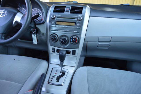 Used 2011 Toyota Corolla LE image 19