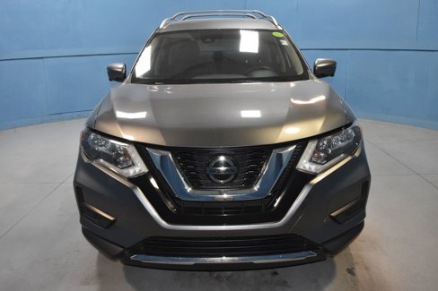 Used 2020 Nissan Rogue SV w/ Premium Package image 25