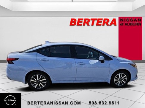 New 2025 Nissan Versa SV image 2