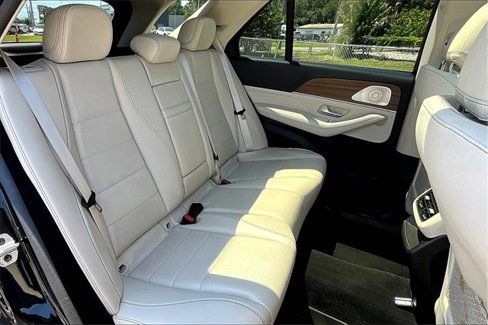 Used 2022 Mercedes-Benz GLE 350 4MATIC image 25