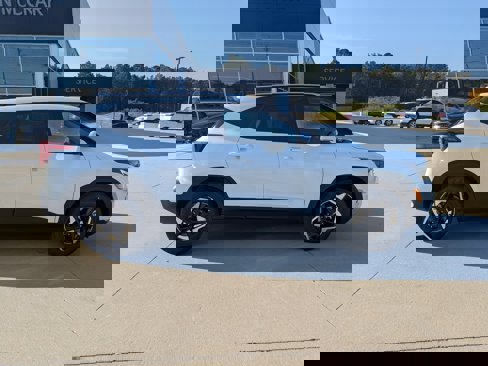 New 2026 Kia Seltos S image 2