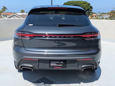 Certified 2024 Porsche Macan image 10