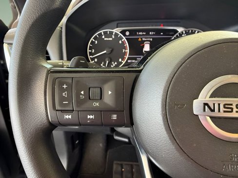 Used 2021 Nissan Rogue SV image 32