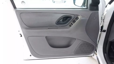 Used 2001 Ford Escape XLT image 15