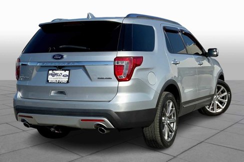 Used 2016 Ford Explorer Limited image 12