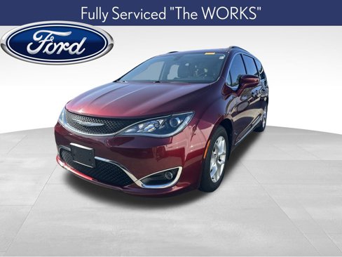 Used 2017 Chrysler Pacifica Touring-L w/ Tire & Wheel Group image 1