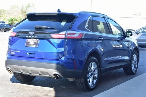 Used 2022 Ford Edge Titanium image 6