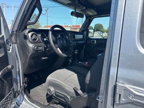 Certified 2021 Jeep Gladiator Sport w/ Trailer Tow Package image 7