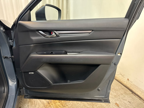 Used 2021 MAZDA CX-5 Carbon Edition image 27