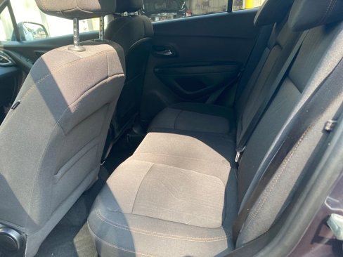 Used 2019 Chevrolet Trax LT w/ LPO, Protection Package image 28