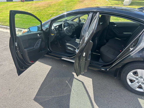 Used 2016 Kia Forte LX image 7