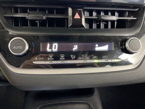 Used 2023 Toyota Corolla LE image 15