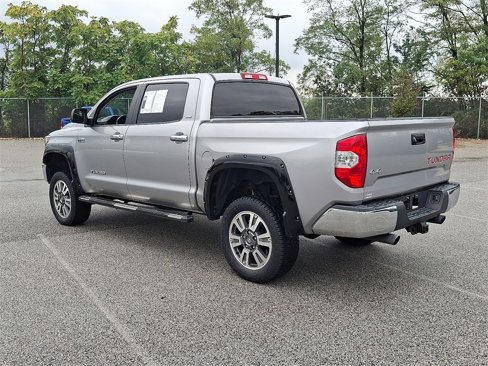 Used 2015 Toyota Tundra SR5 w/ SR5 Upgrade Package image 8