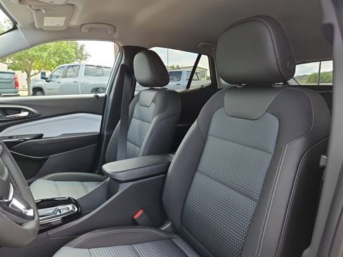 New 2025 Chevrolet Trax LT w/ Driver Confidence Package image 16