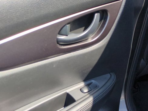 Certified 2020 Nissan Rogue Sport S image 25