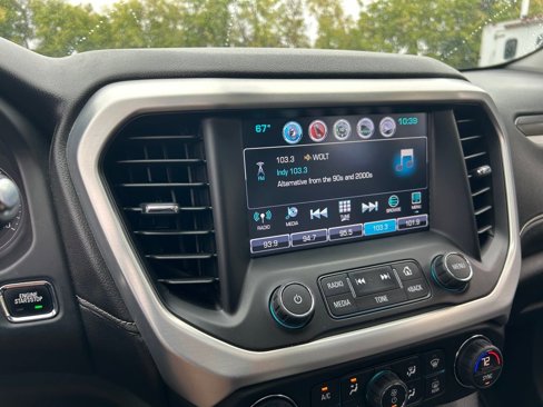 Used 2018 GMC Acadia SLT image 31