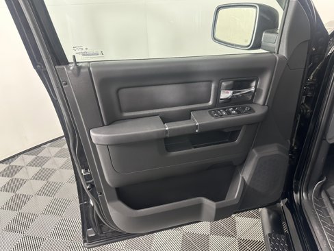 Used 2012 RAM 1500 Sport image 18