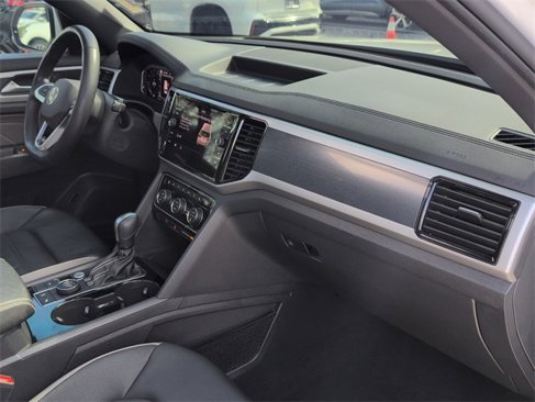 Certified 2023 Volkswagen Atlas Cross Sport SEL Premium R-Line image 16