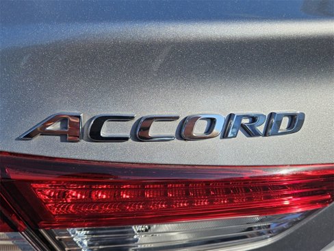 Used 2022 Honda Accord EX-L image 12