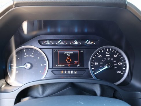 Used 2021 Ford Expedition XLT image 29
