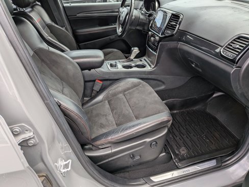 Used 2019 Jeep Grand Cherokee Trailhawk image 32