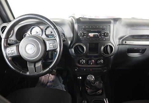 Used 2016 Jeep Wrangler Sport image 21