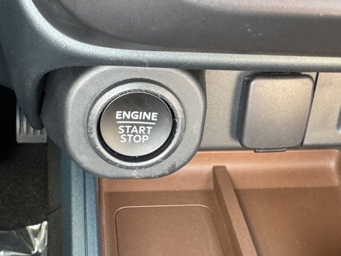 Used 2023 Ford Maverick Lariat image 24