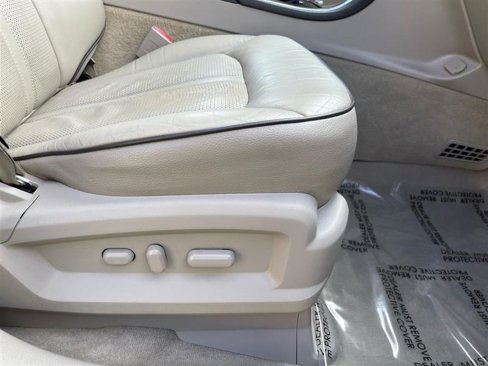 Used 2014 Lincoln MKX AWD w/ Equipment Group 101A image 15