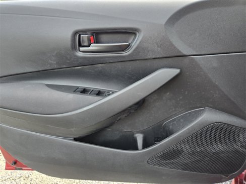 Used 2024 Toyota Corolla LE image 27